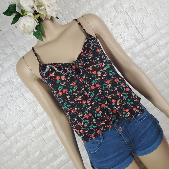 forever 21 black large junior sleeveless floral blouse ( 5 for $20 ) - Picture 3 of 7